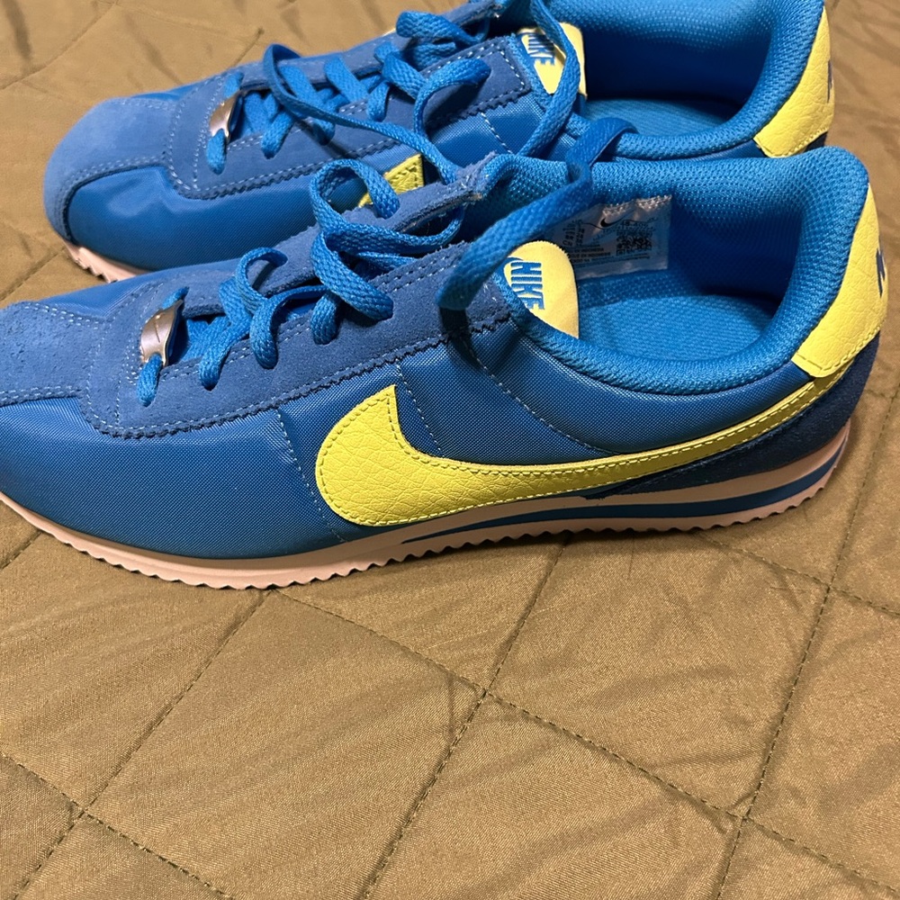 Nike Kids Blue and Yellow Retro Runner Sneakers